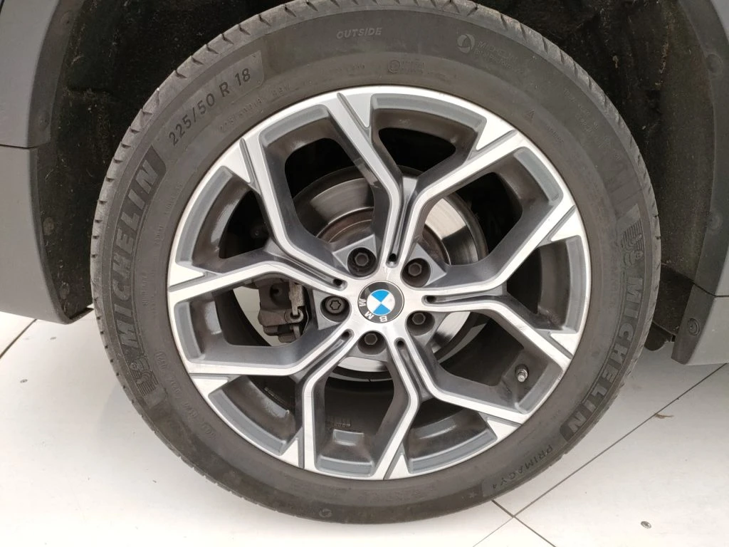 BMW X1 sdrive16d xLine auto - Grid Foto 22