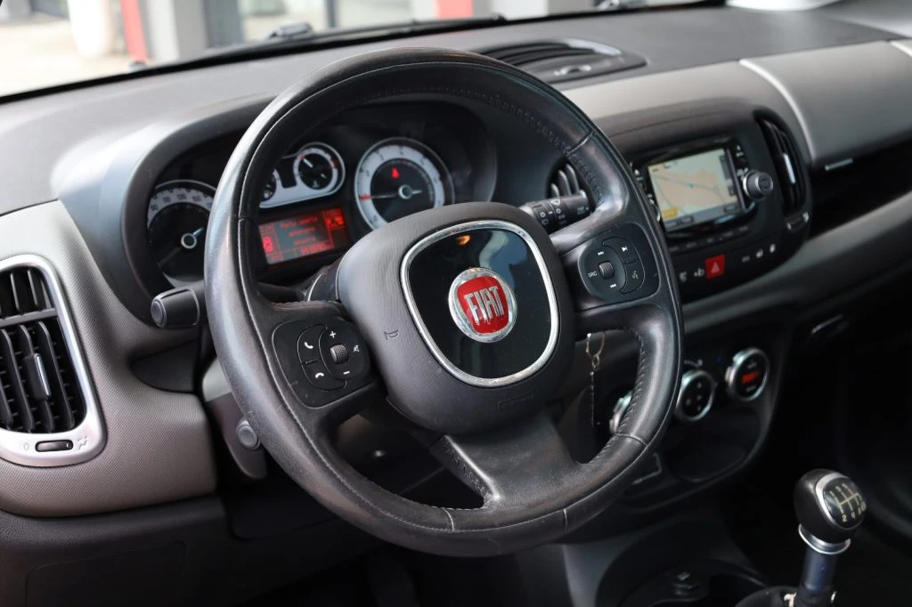 FIAT 500L Living 0.9 TwinAir Turbo Metano Lounge Tetto Navig - 29