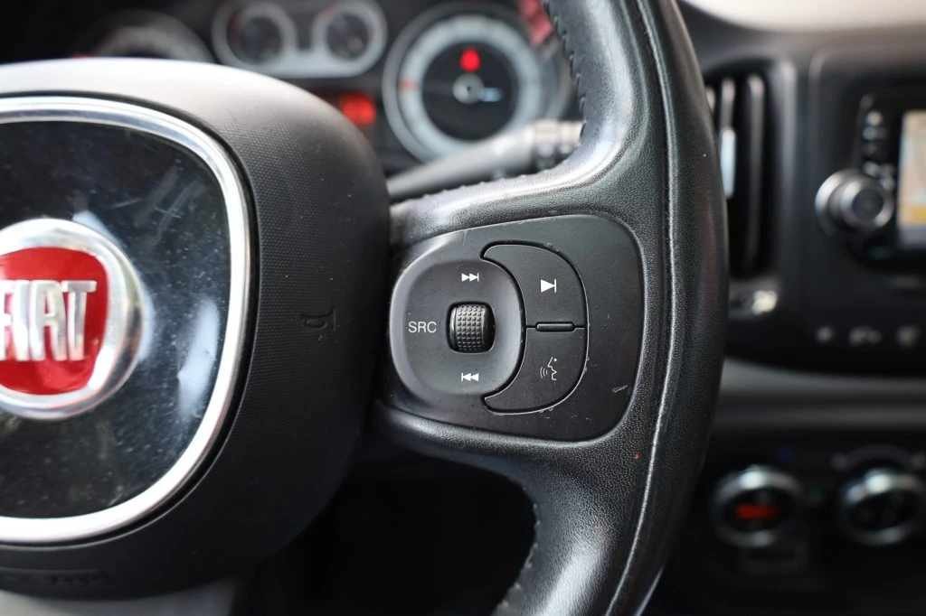 FIAT 500L Living 0.9 TwinAir Turbo Metano Lounge Tetto Navig - 32