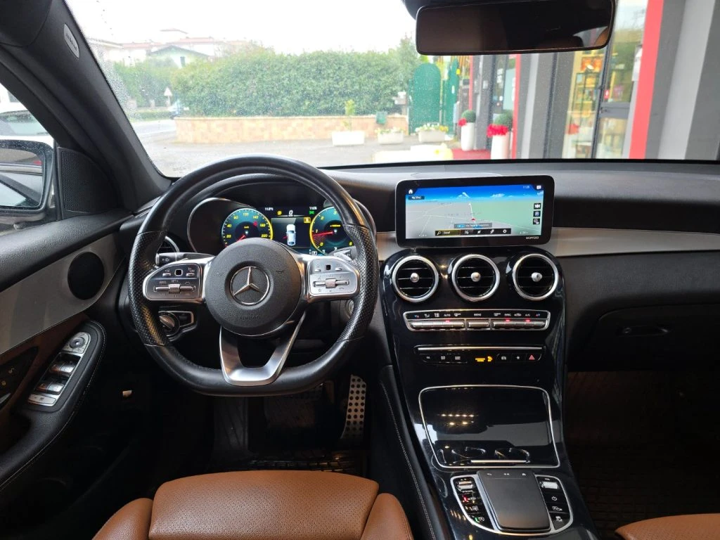 MERCEDES-BENZ GLC 220 d 4Matic Coupé Premium Plus AMG Line ACC PackNight - 5