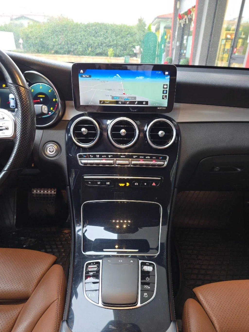 MERCEDES-BENZ GLC 220 d 4Matic Coupé Premium Plus AMG Line ACC PackNight - 6