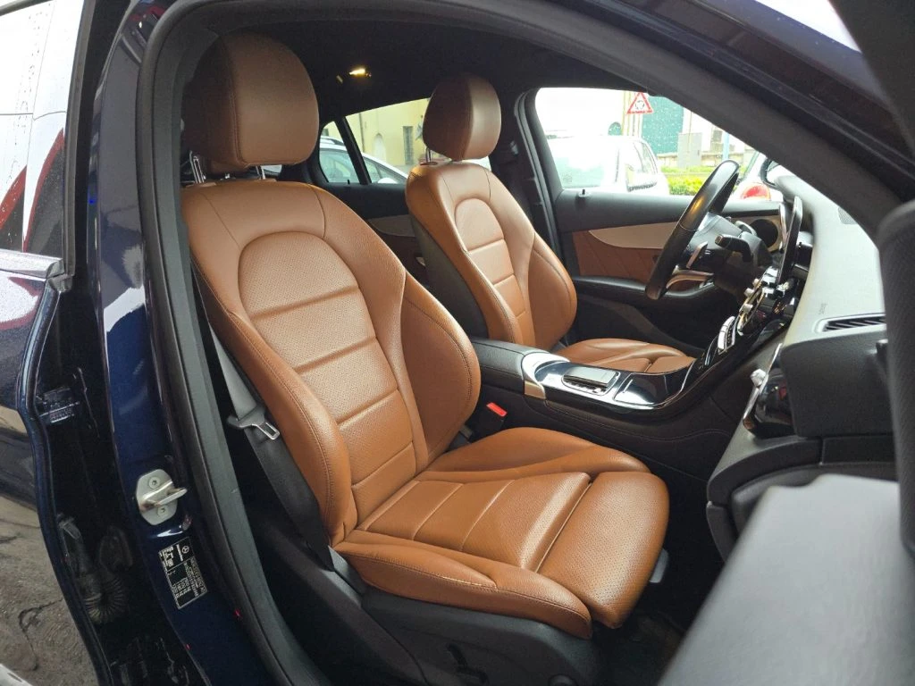 MERCEDES-BENZ GLC 220 d 4Matic Coupé Premium Plus AMG Line ACC PackNight - 28