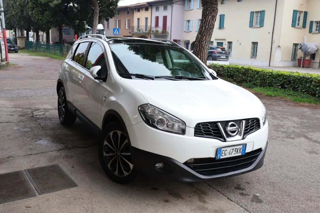 NISSAN Qashqai 2.0 dCi DPF n-tec 4x4 Automatica Navi Camera TETTO - 13