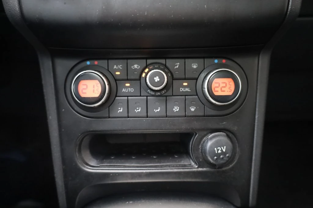NISSAN Qashqai 2.0 dCi DPF n-tec 4x4 Automatica Navi Camera TETTO - 50