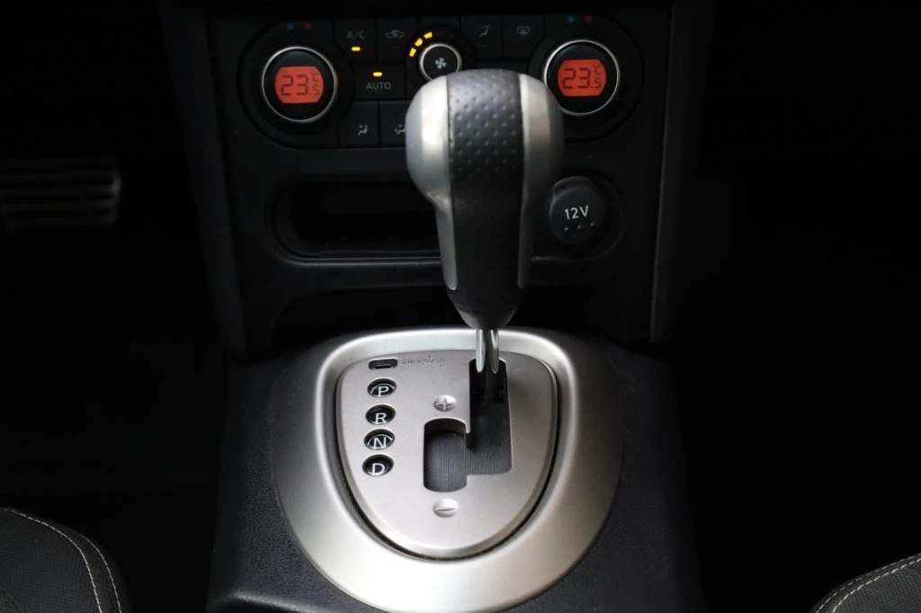 NISSAN Qashqai 2.0 dCi DPF n-tec 4x4 Automatica Navi Camera TETTO - 30