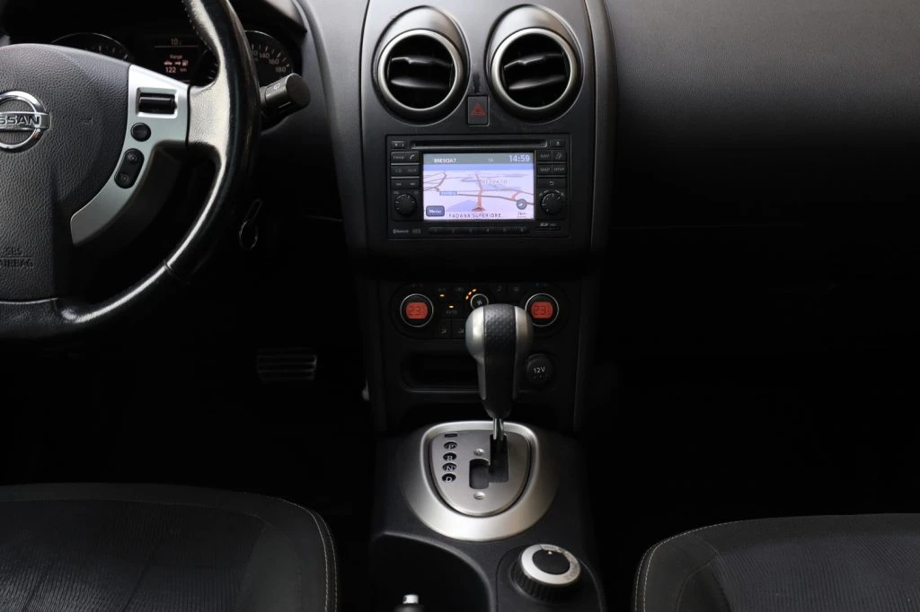 NISSAN Qashqai 2.0 dCi DPF n-tec 4x4 Automatica Navi Camera TETTO - 25