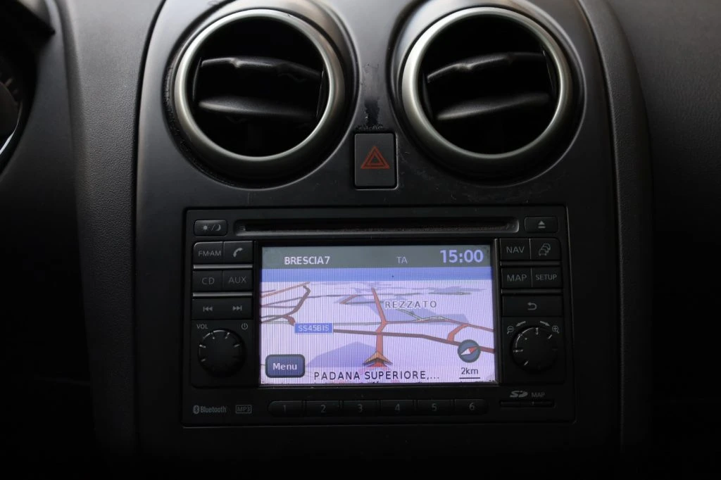 NISSAN Qashqai 2.0 dCi DPF n-tec 4x4 Automatica Navi Camera TETTO - 28