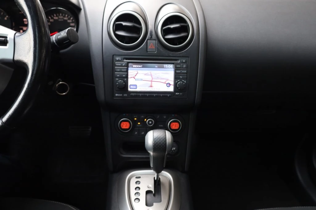 NISSAN Qashqai 2.0 dCi DPF n-tec 4x4 Automatica Navi Camera TETTO - 42