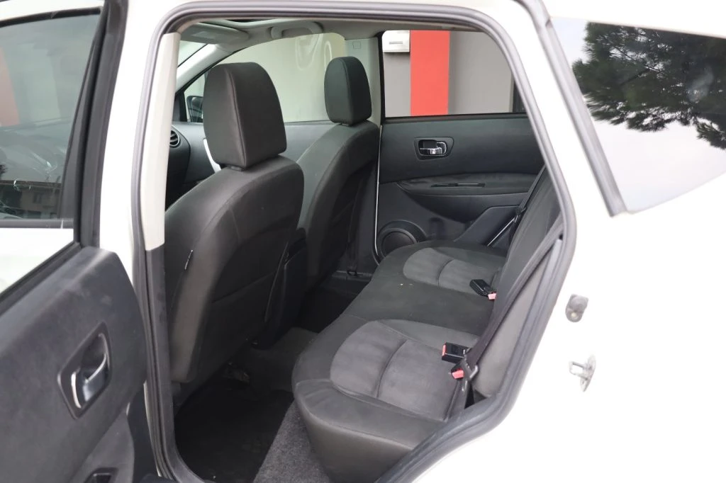 NISSAN Qashqai 2.0 dCi DPF n-tec 4x4 Automatica Navi Camera TETTO - 76