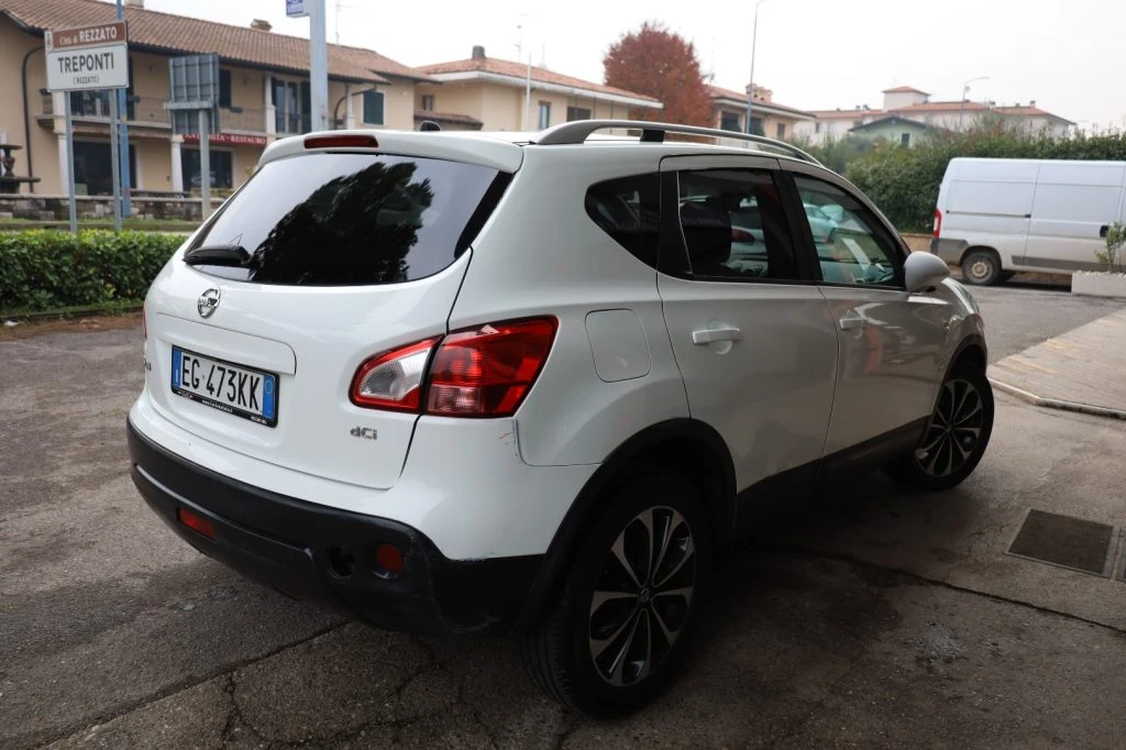 NISSAN Qashqai 2.0 dCi DPF n-tec 4x4 Automatica Navi Camera TETTO - 86