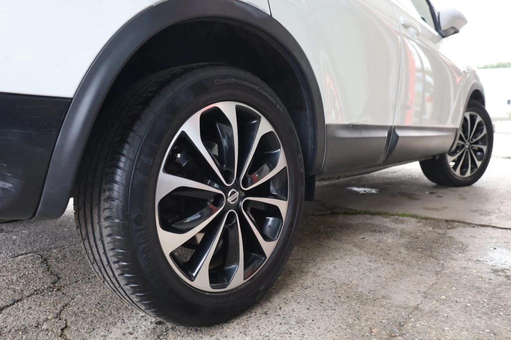 NISSAN Qashqai 2.0 dCi DPF n-tec 4x4 Automatica Navi Camera TETTO - 88