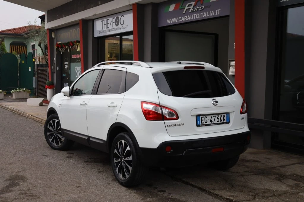 NISSAN Qashqai 2.0 dCi DPF n-tec 4x4 Automatica Navi Camera TETTO - 81