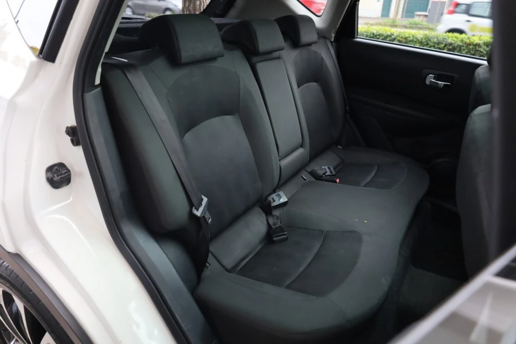 NISSAN Qashqai 2.0 dCi DPF n-tec 4x4 Automatica Navi Camera TETTO - 92