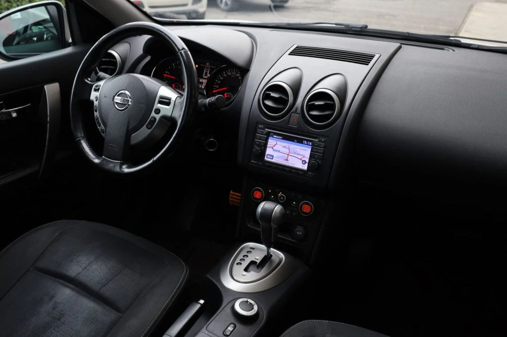 NISSAN Qashqai 2.0 dCi DPF n-tec 4x4 Automatica Navi Camera TETTO - 99