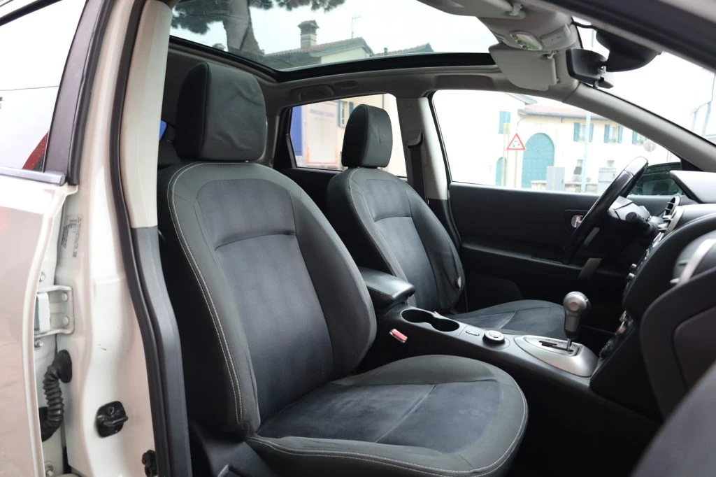 NISSAN Qashqai 2.0 dCi DPF n-tec 4x4 Automatica Navi Camera TETTO - 101