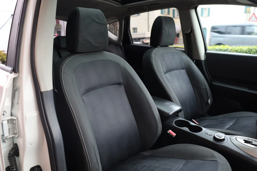 NISSAN Qashqai 2.0 dCi DPF n-tec 4x4 Automatica Navi Camera TETTO - 102
