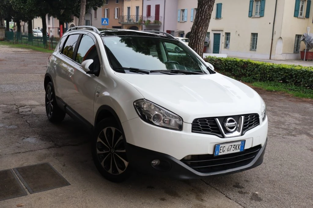 NISSAN Qashqai 2.0 dCi DPF n-tec 4x4 Automatica Navi Camera TETTO - 112