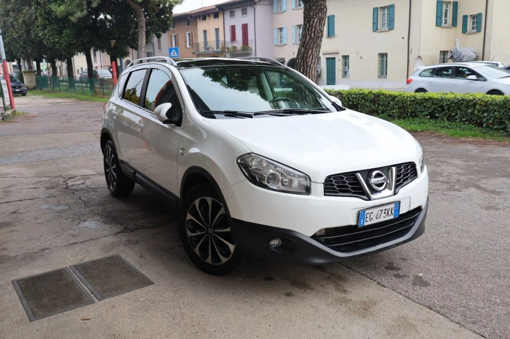NISSAN Qashqai 2.0 dCi DPF n-tec 4x4 Automatica Navi Camera TETTO - 113