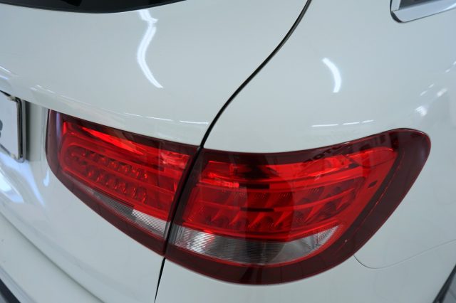 MERCEDES-BENZ GLC 220 28