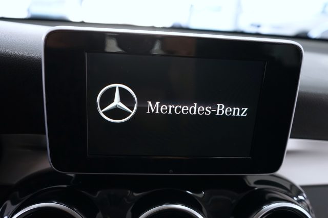 MERCEDES-BENZ GLC 220 49