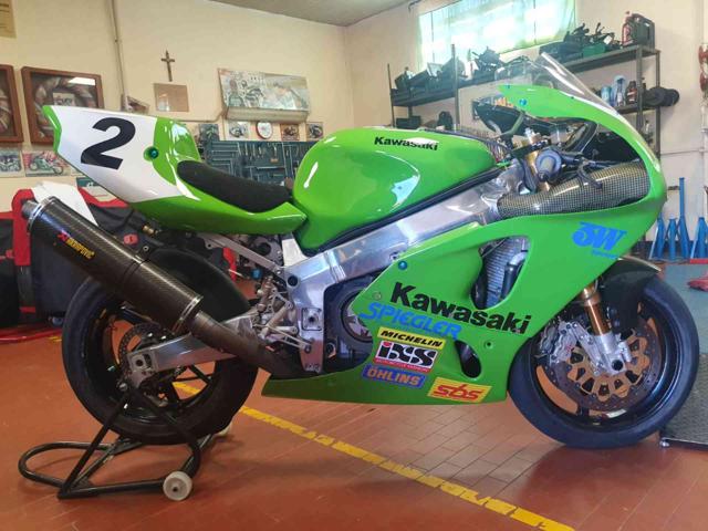 KAWASAKI Ninja 750 ZX-7RR Green metallized