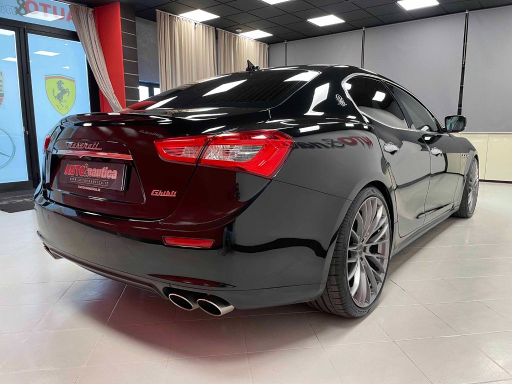 MASERATI Ghibli 3.0 V6 DS 275CV AUTO - 11