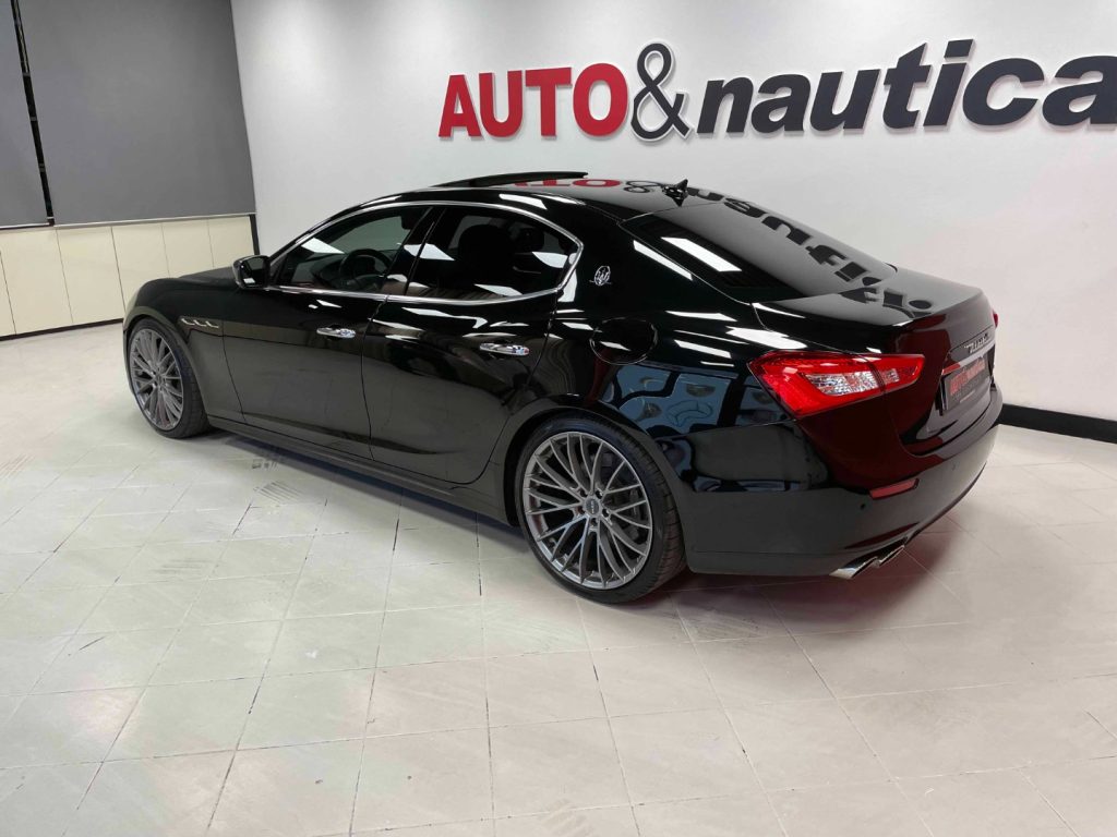 MASERATI Ghibli 3.0 V6 DS 275CV AUTO - 37