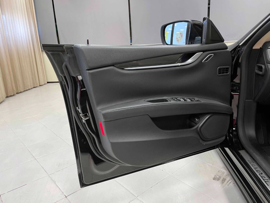 MASERATI Ghibli 3.0 V6 DS 275CV AUTO - 41