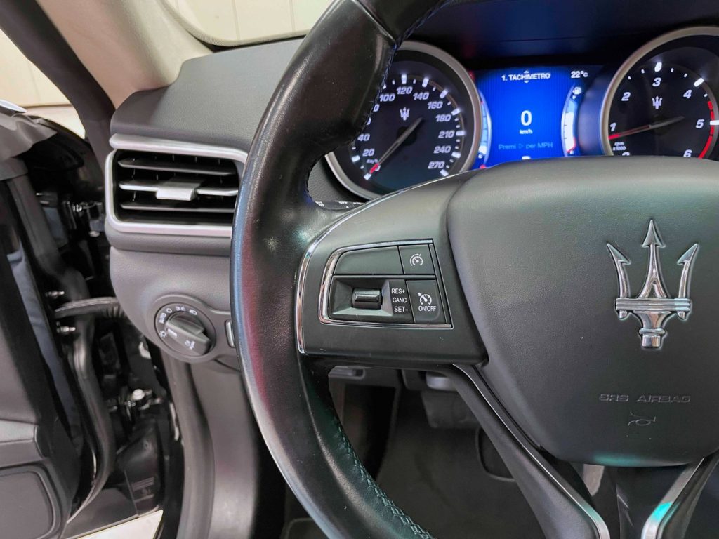 MASERATI Ghibli 3.0 V6 DS 275CV AUTO - 45