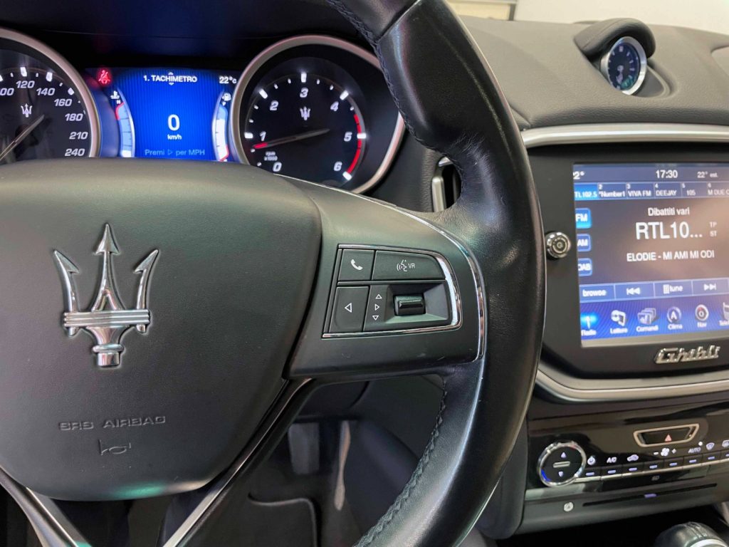 MASERATI Ghibli 3.0 V6 DS 275CV AUTO - 46