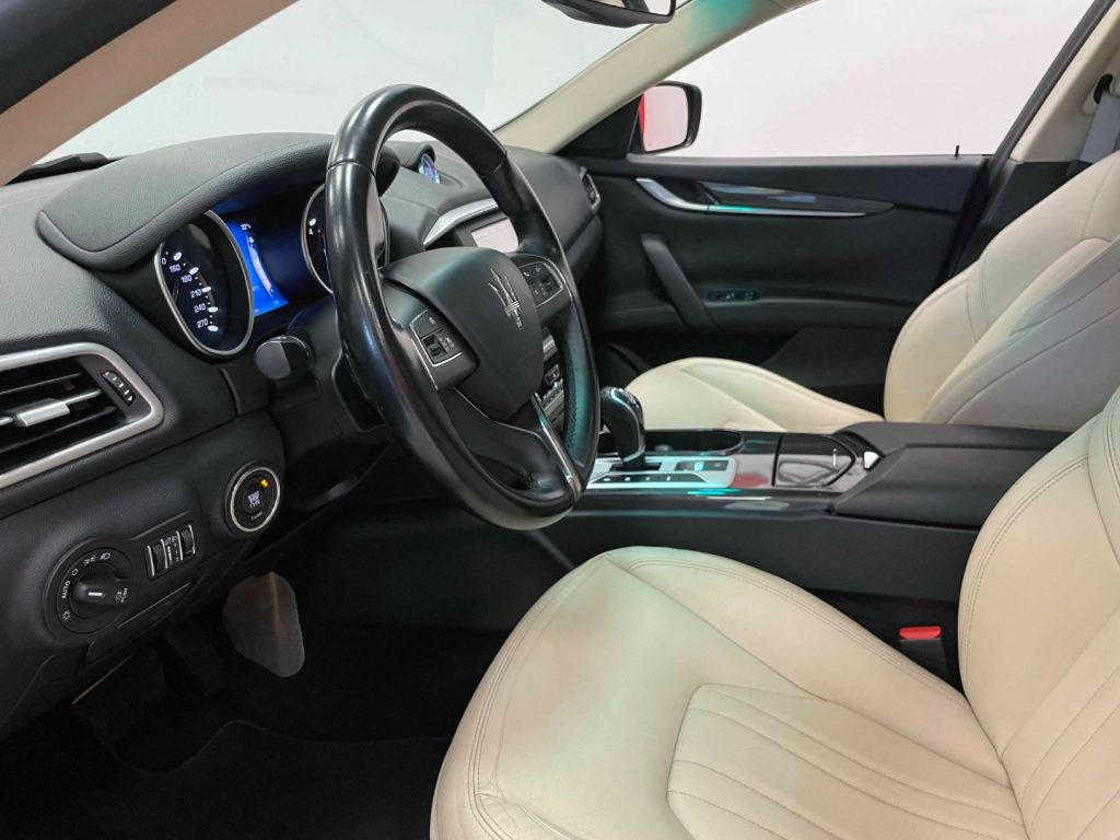 MASERATI Ghibli 3.0 V6 DS 275CV AUTO - 53