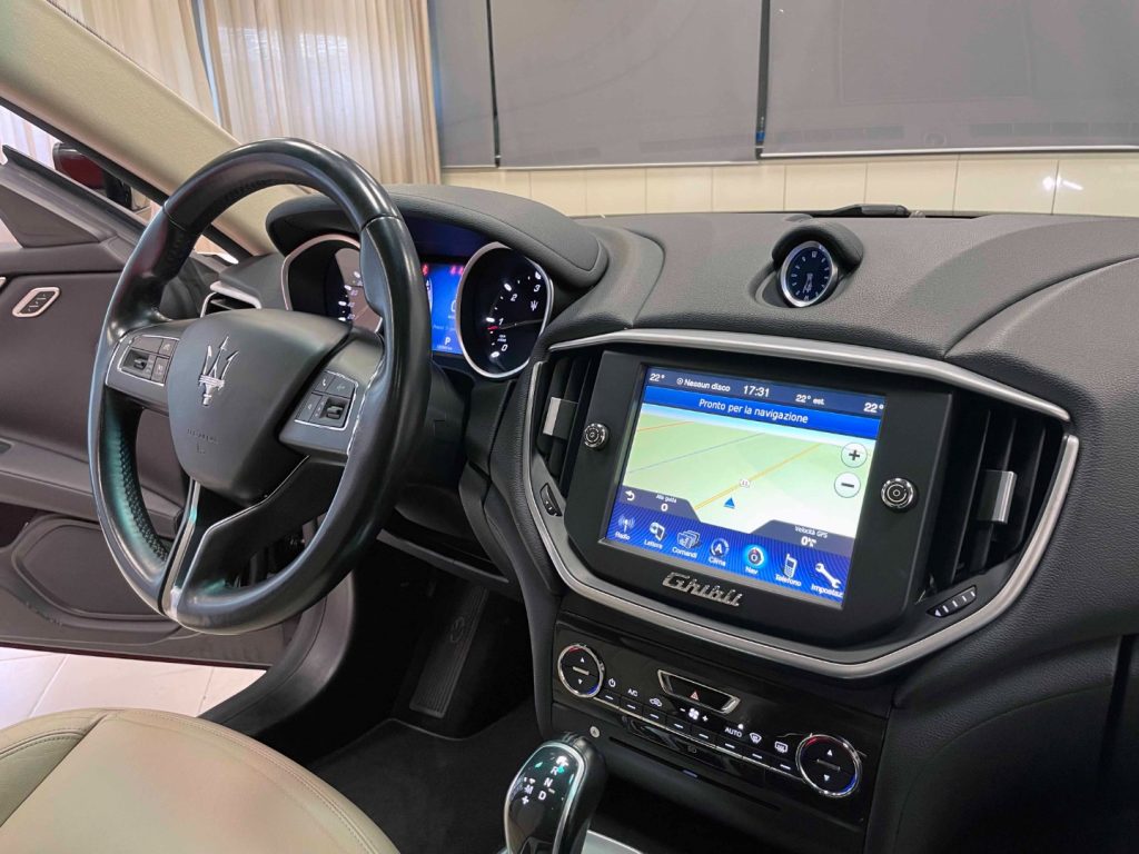 MASERATI Ghibli 3.0 V6 DS 275CV AUTO - 55
