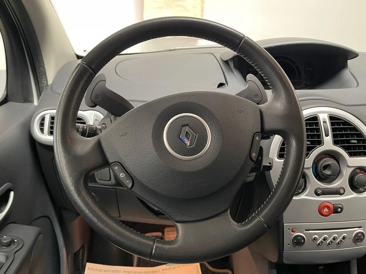 RENAULT Modus 1.2 16V Dynamique AUTOMATICA - 15