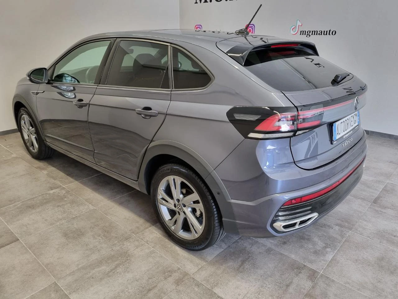 VOLKSWAGEN Taigo 1.0 TSI 110 CV R-Line - 40