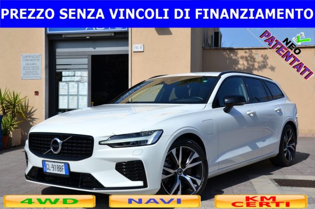 VOLVO V60 Bianco pastello