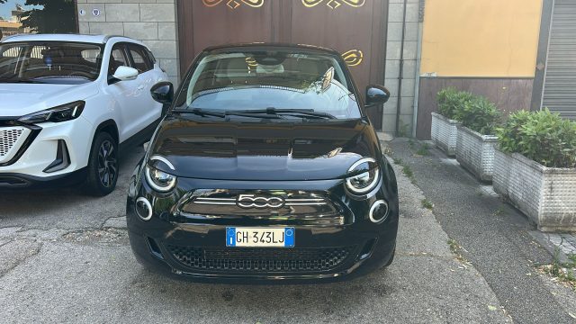 FIAT 500e Nero metallizzato