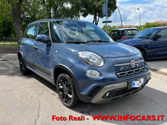 FIAT 500L Blu pastello