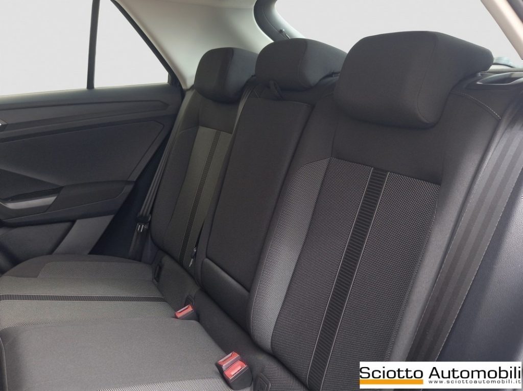 VOLKSWAGEN T-Roc 1.0 TSI Life - 13