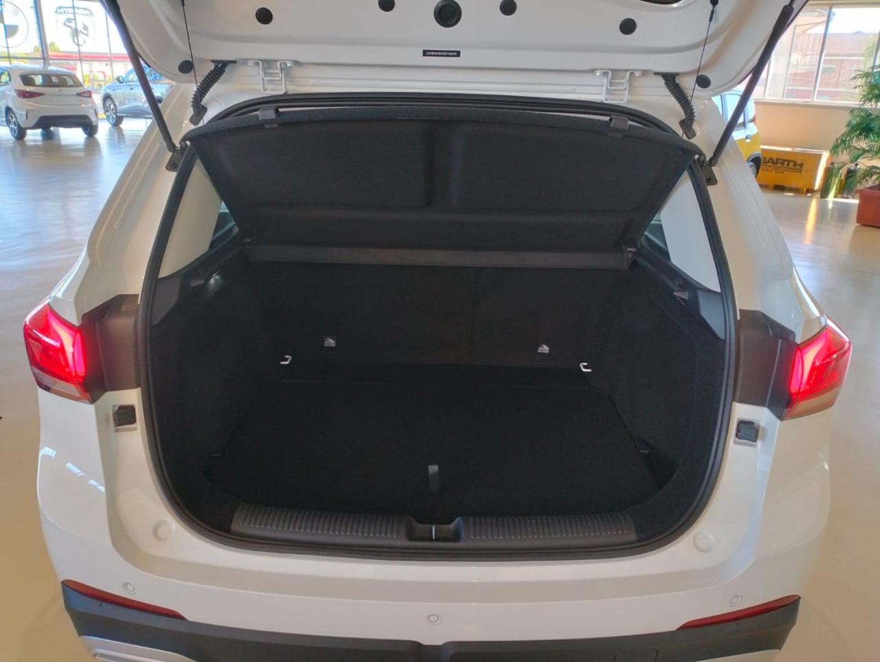 MG ZS Hybrid+ Luxury - 7