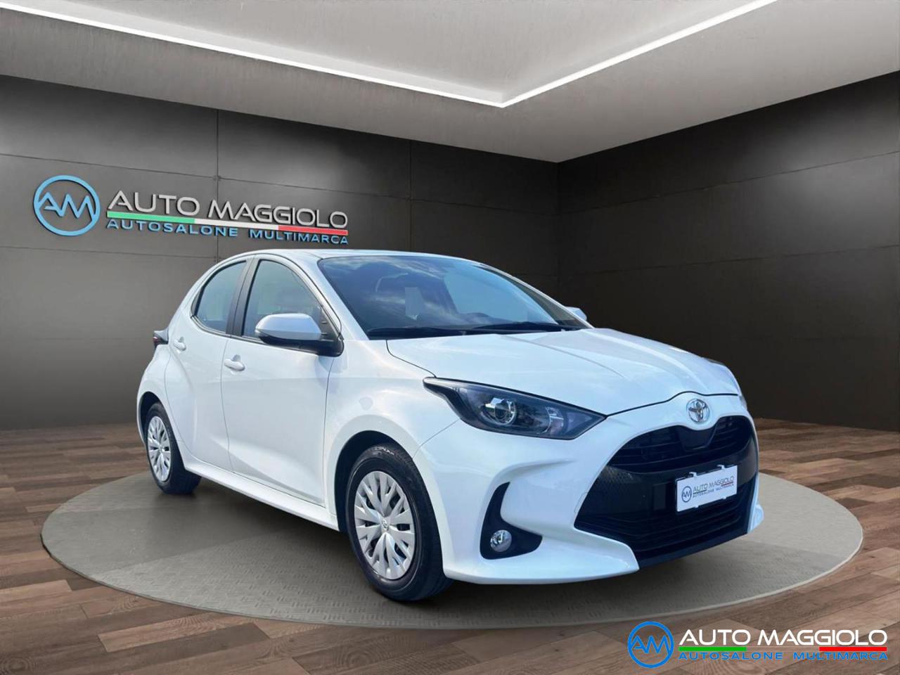 TOYOTA Yaris 1.0 Benzina 72CV 5 porte Active PROMO - 3