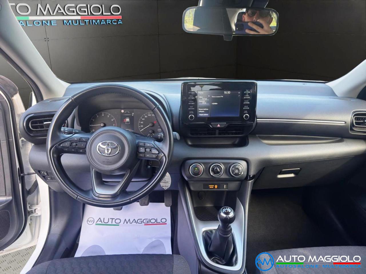 TOYOTA Yaris 1.0 Benzina 72CV 5 porte Active PROMO - 10