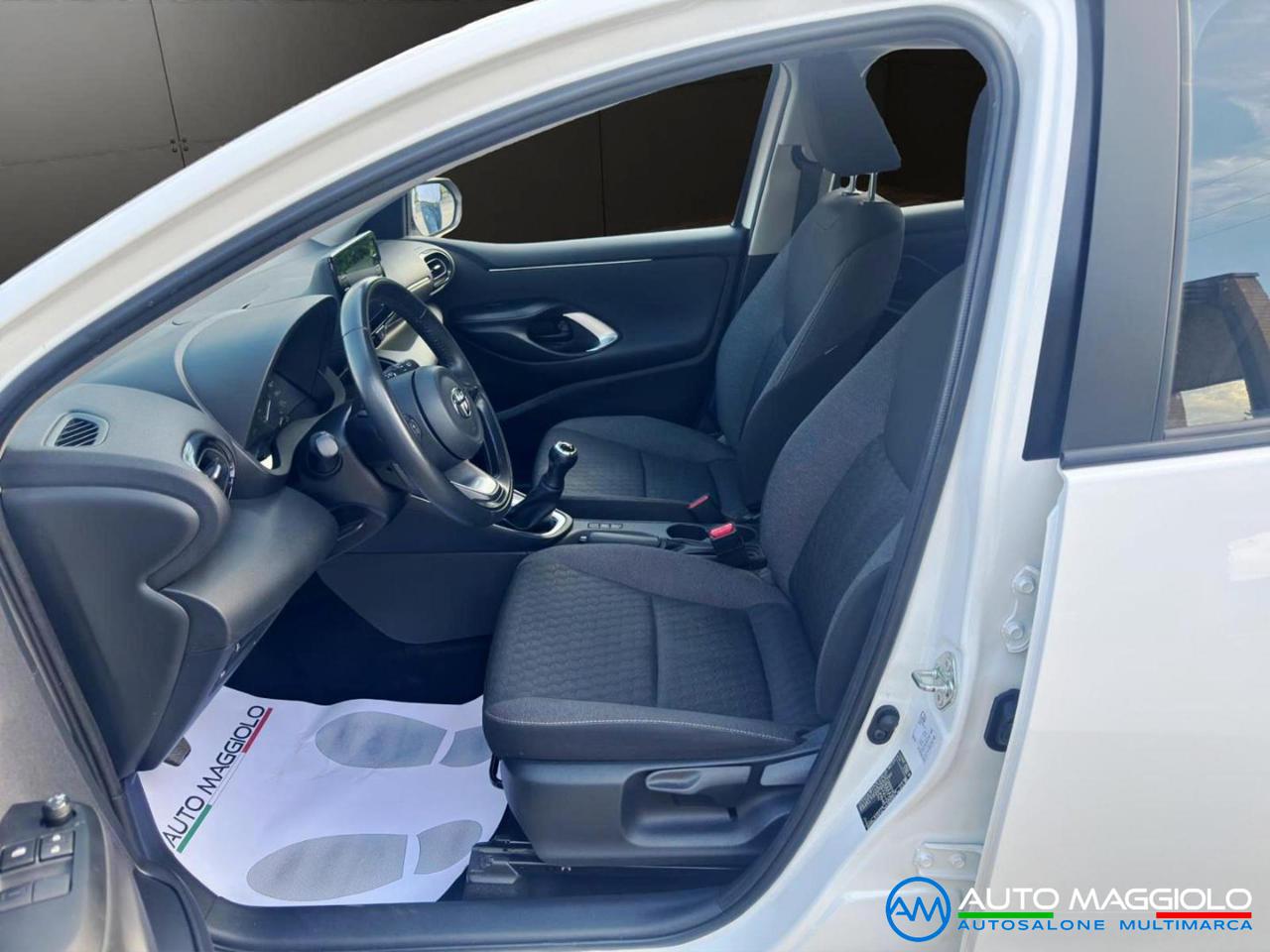 TOYOTA Yaris 1.0 Benzina 72CV 5 porte Active PROMO - 11