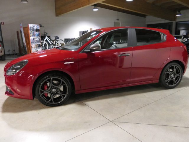 ALFA ROMEO Giulietta Rot pastell