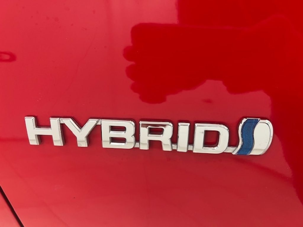 TOYOTA Yaris III 2017 -  5p 1.5h Lounge Red/Bronze - 19