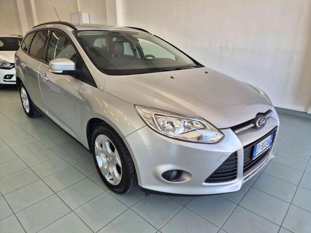 FORD Focus Argento metallizzato