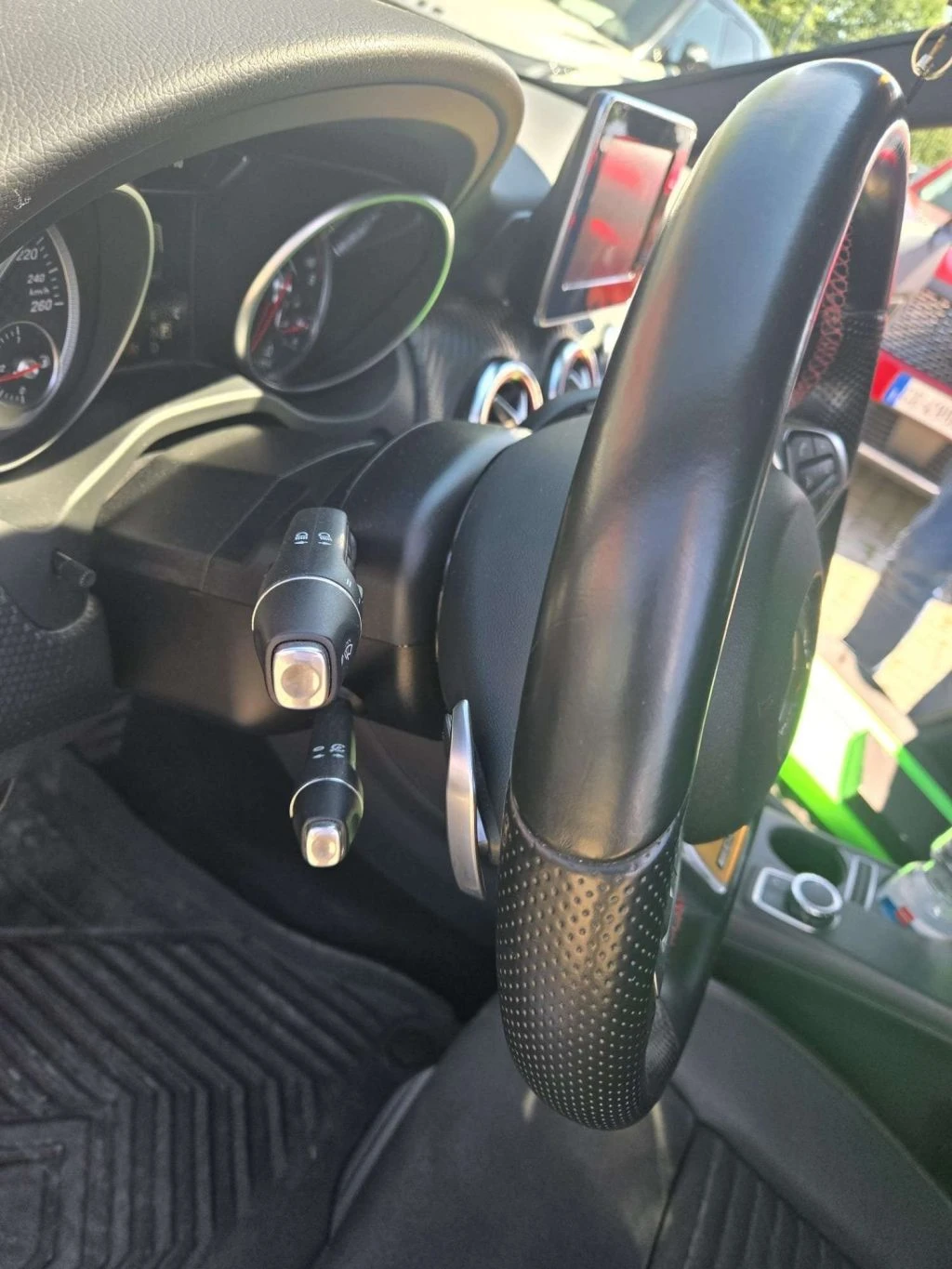 MERCEDES-BENZ A 200 d Premium 4matic auto - 10