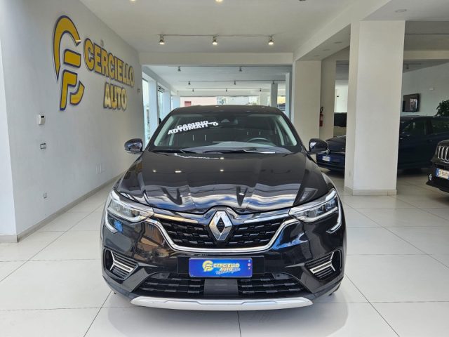 RENAULT Arkana Nero pastello