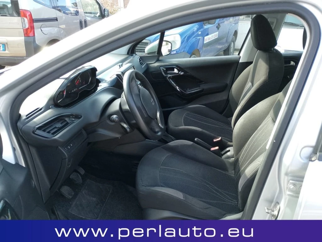 PEUGEOT 208 1.2 VTi 82 CV 5 porte Active - 5