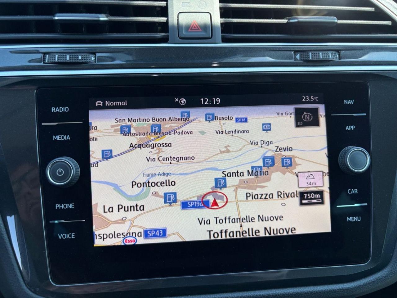 VOLKSWAGEN Tiguan 2.0 TDI SCR DSG 4MOTION Advanced BMT - 22