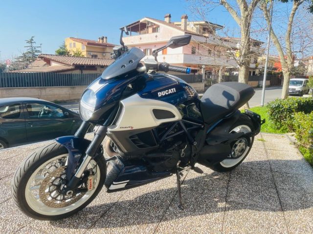 DUCATI Diavel Antracite pastello